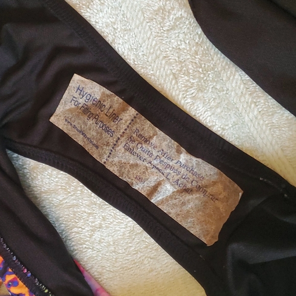 Kenneth Cole Reaction Bikini size L NWT - Picture 3 of 4